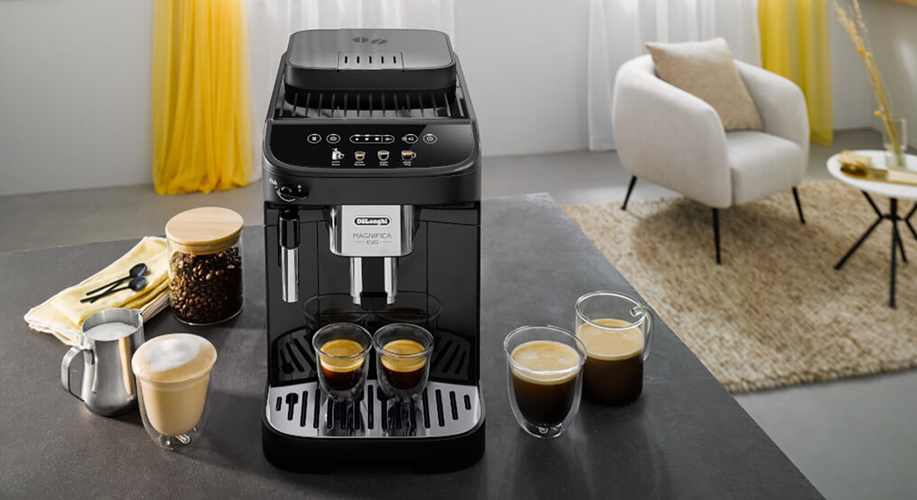De'Longhi Magnifica Evo con sistema LatteCrema, máquina totalmente  automática de café expreso de grano a taza y cafetera helada, pantalla  táctil a color, negro, plateado : Salud y Hogar 